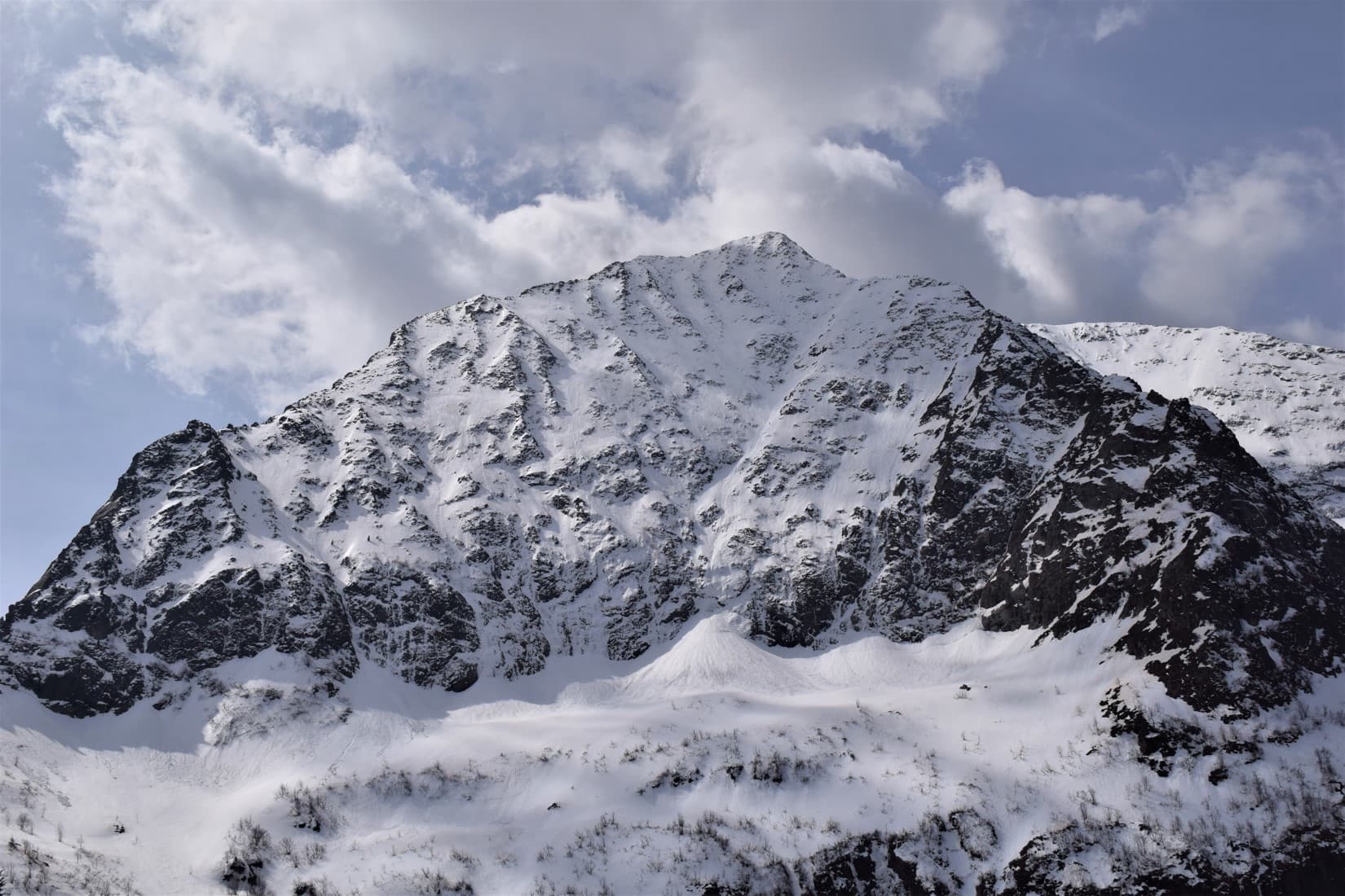 Encore pas mal de neige au Grand Armet