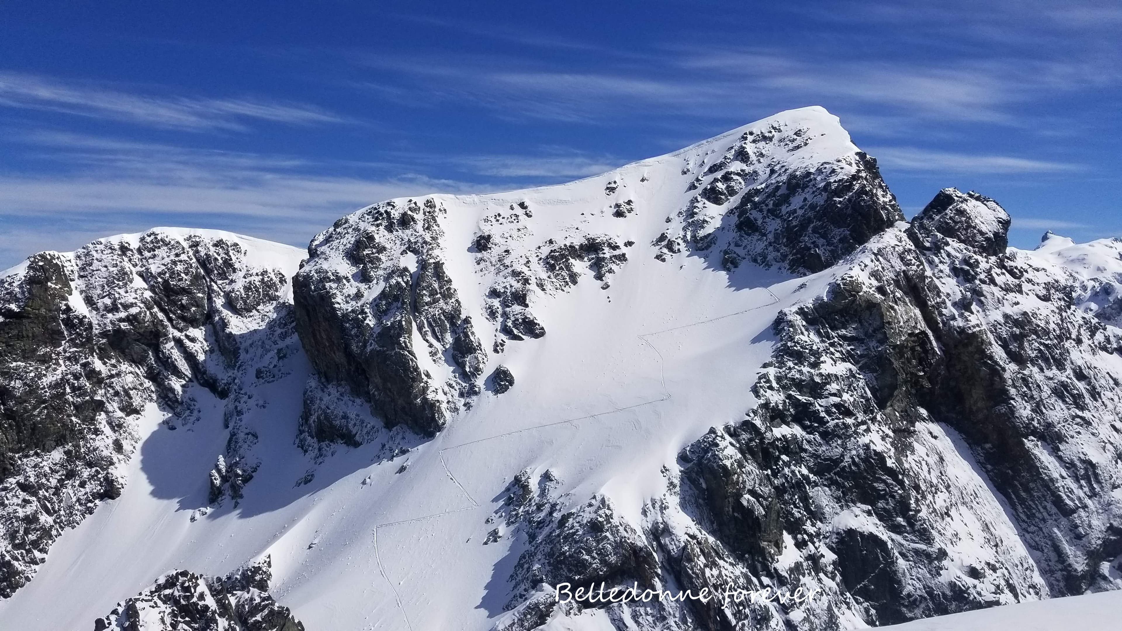 Même si ''Météo chamrousse'' ne croit pas trop aux Saints de Glace c'est encore presque l'hiver.... A.P