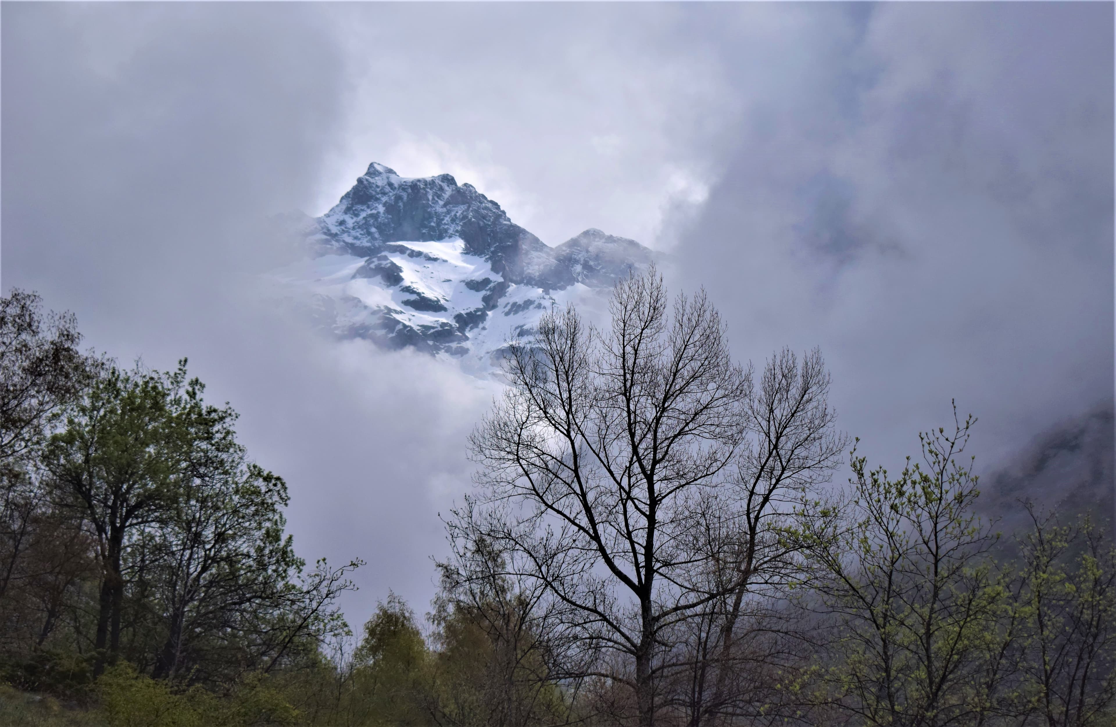 Aiguilles des Arias- Vallon de la Bonne