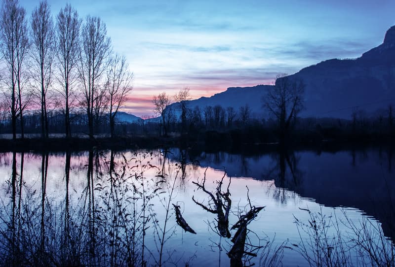 Coucher de soleil - Lac des Martelles, Tencin, vallée du Grésivauda