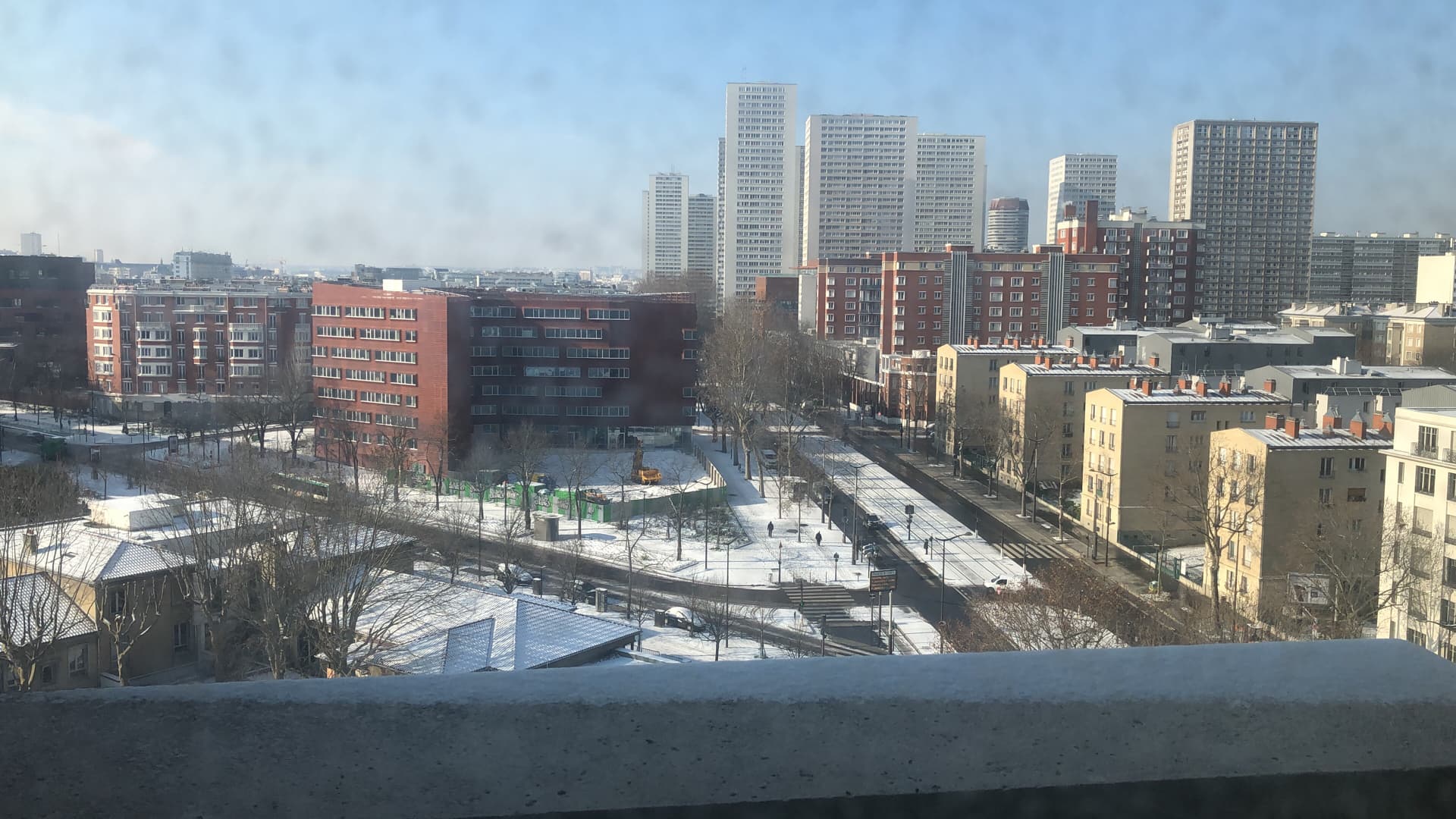 grand-bleu-mais-froid