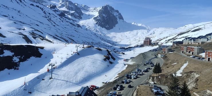 Image d'illustration pour Enneigement en montagne : gros contrastes pour les vacances d'hiver