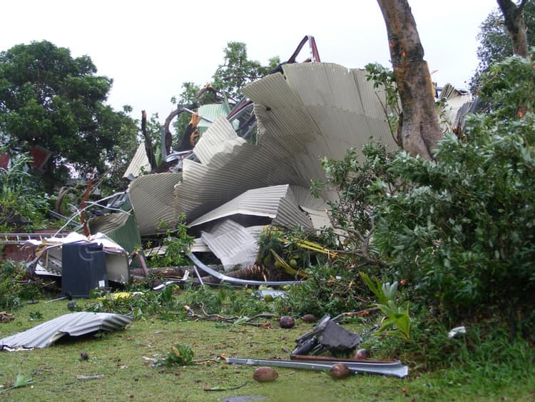 Image d'illustration pour Suivi du cyclone tropical intense Bejisa à La Réunion