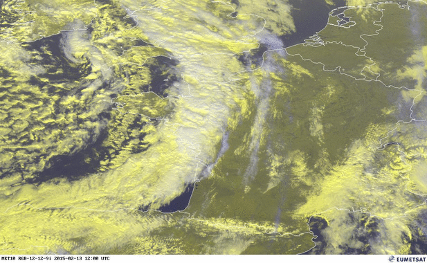 Image d'illustration pour Dégradation : pluie, vent, orage et neige en montagne