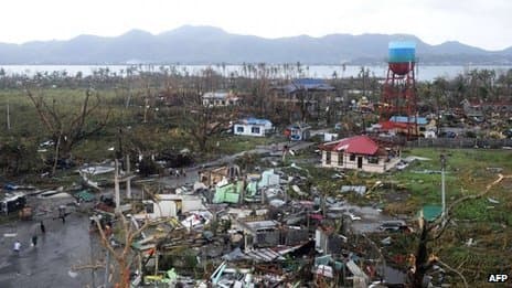 Image d'illustration pour Typhon Haiyan : premier bilan aux Philippines - Vietnam menacé
