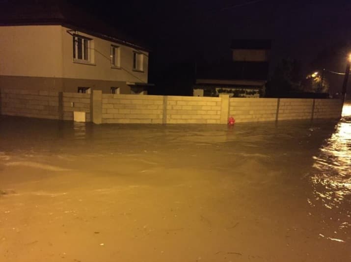 Image d'illustration pour Les crues et les inondations prennent de l'ampleur