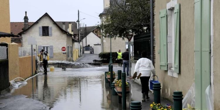 Image d'illustration pour Suivi du mauvais temps dans le Sud-Ouest et près des Pyrénées