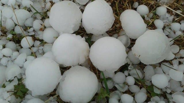 Image d'illustration pour Orage fort en Aquitaine, Limousin et Auvergne : foudre et grêle