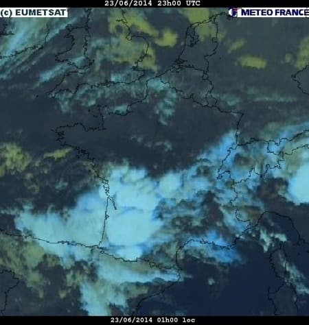 Image d'illustration pour Orage fort en Aquitaine, Limousin et Auvergne : foudre et grêle