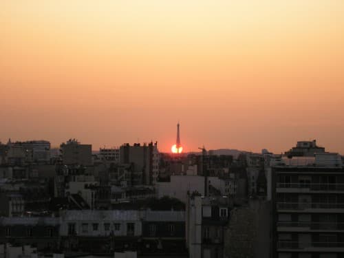 coucher de soleil sur la dame de fer