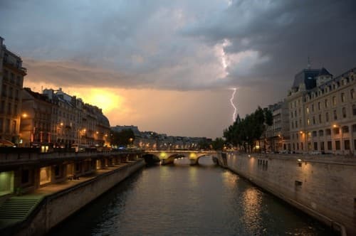 orage à l'ouest de Paris