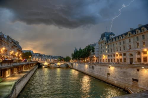 Orage sur Paris