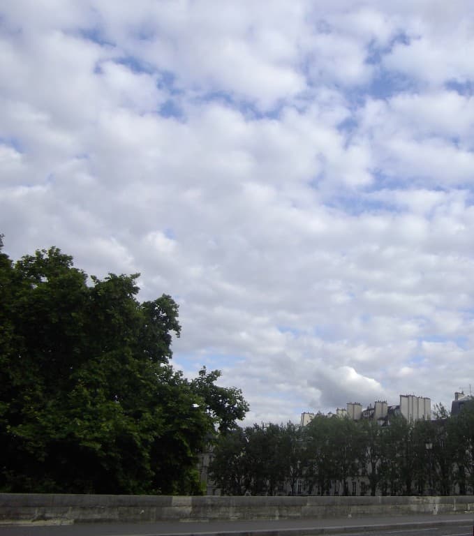 altocumulus au dessus du pont Mary
