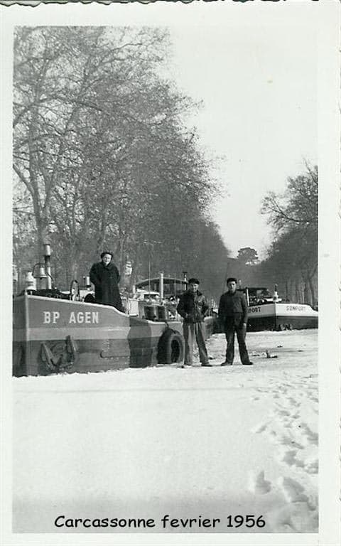 Automoteur sur le Canal du Midi