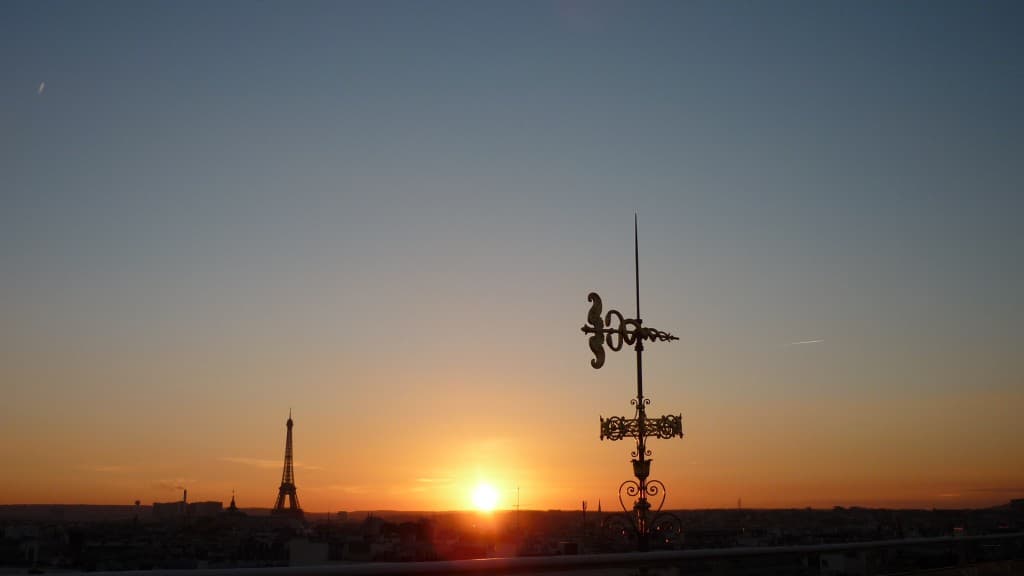 BELLE VUE DE PARIS