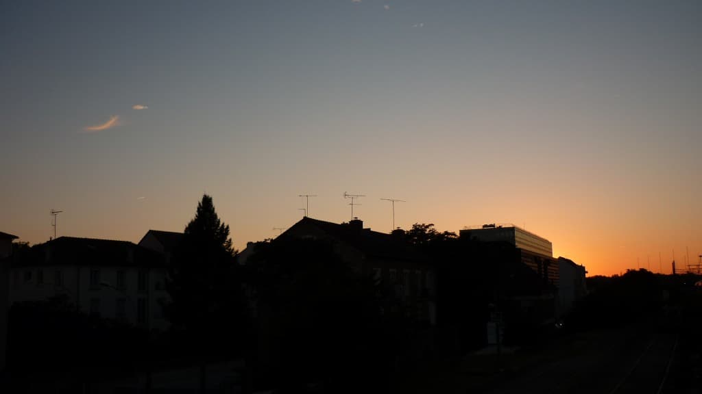 Bleu- orangé...