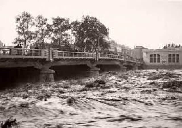 Crue 1940 Pont Joffre 