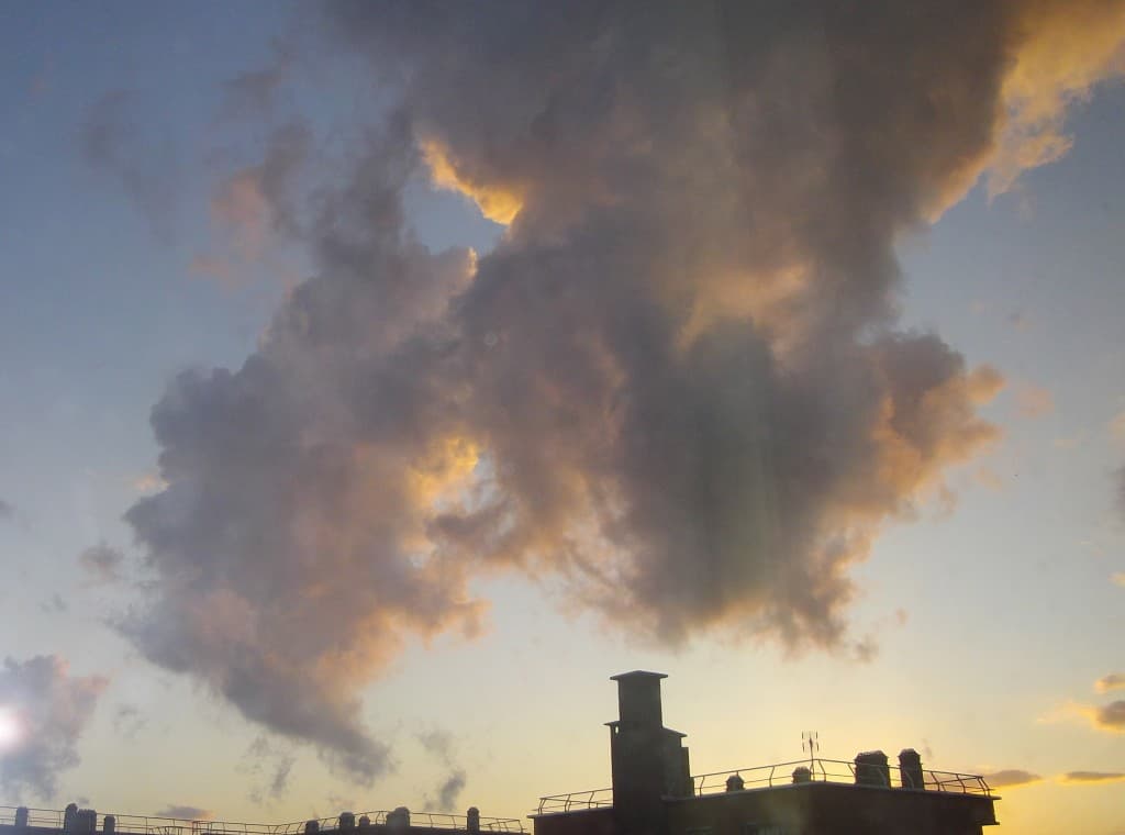 étrange nuage