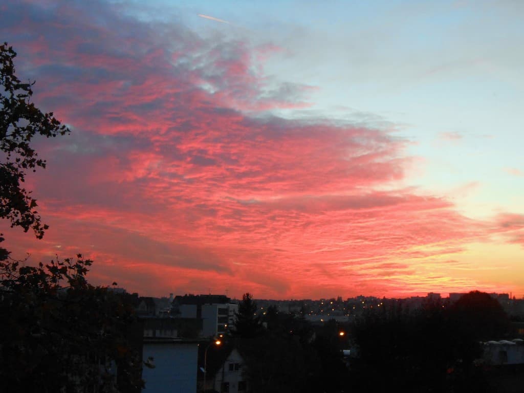 Le ciel s'embrase