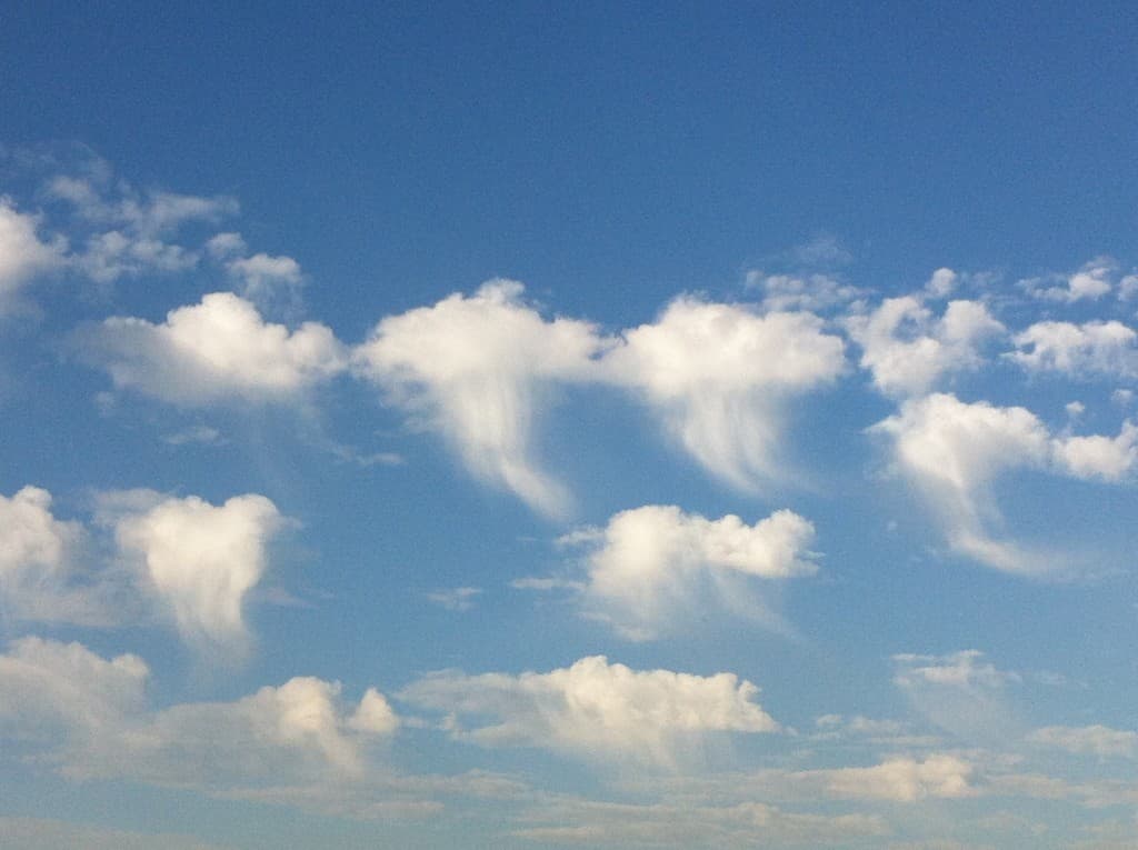 Les nuages fêtent aussi halloween
