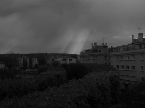 Menace de pluie à l'horizon
