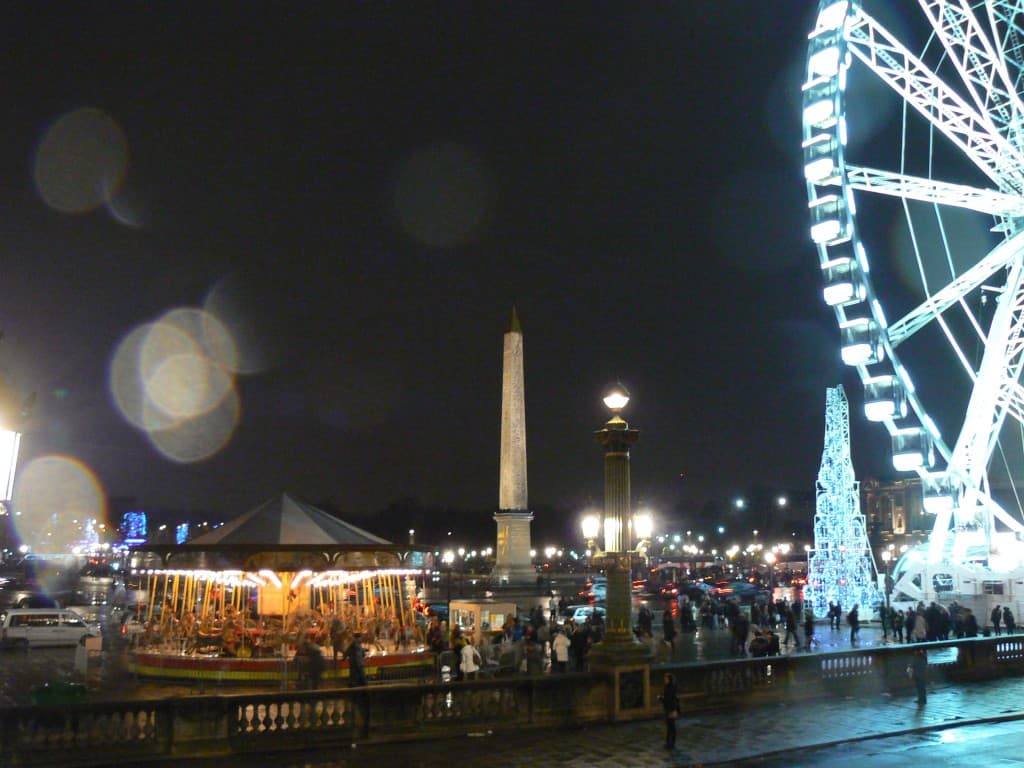 Place de la Concorde sous la pluie