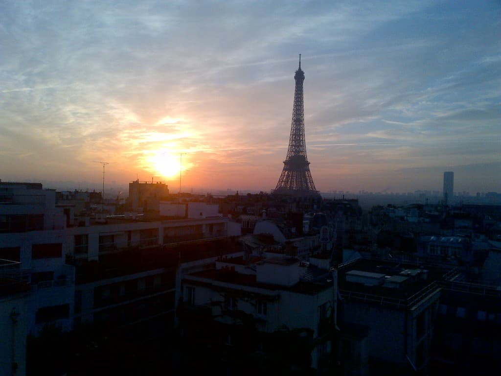 Tour Eiffel levé de soleil