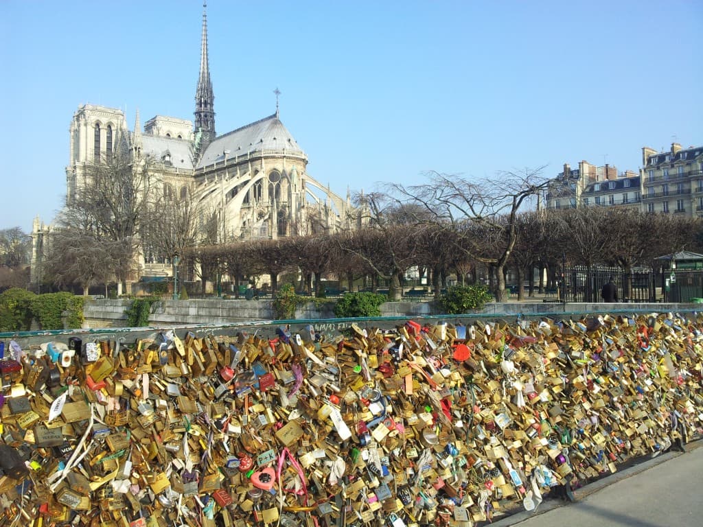 BELLE JOURNEE DE MARS
