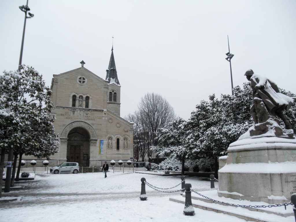Charenton-le-Pont sous la neige