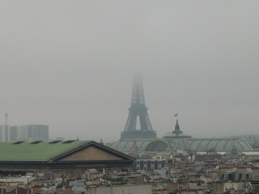 Grisaille au 3éme étage !!