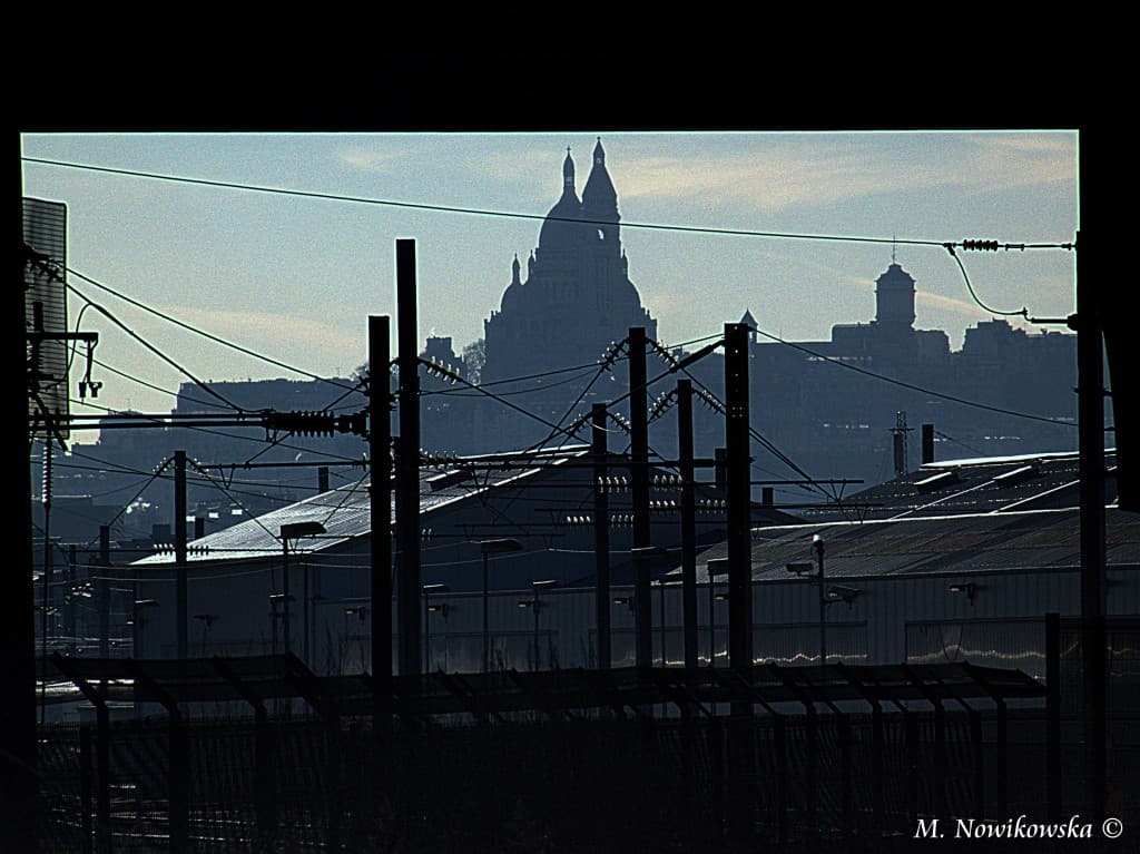 I see you Sacre Coeur ... Paris Paris ;-) 
