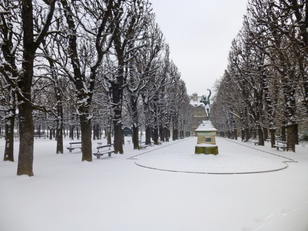 Jardin du Luxembourg sous la neige