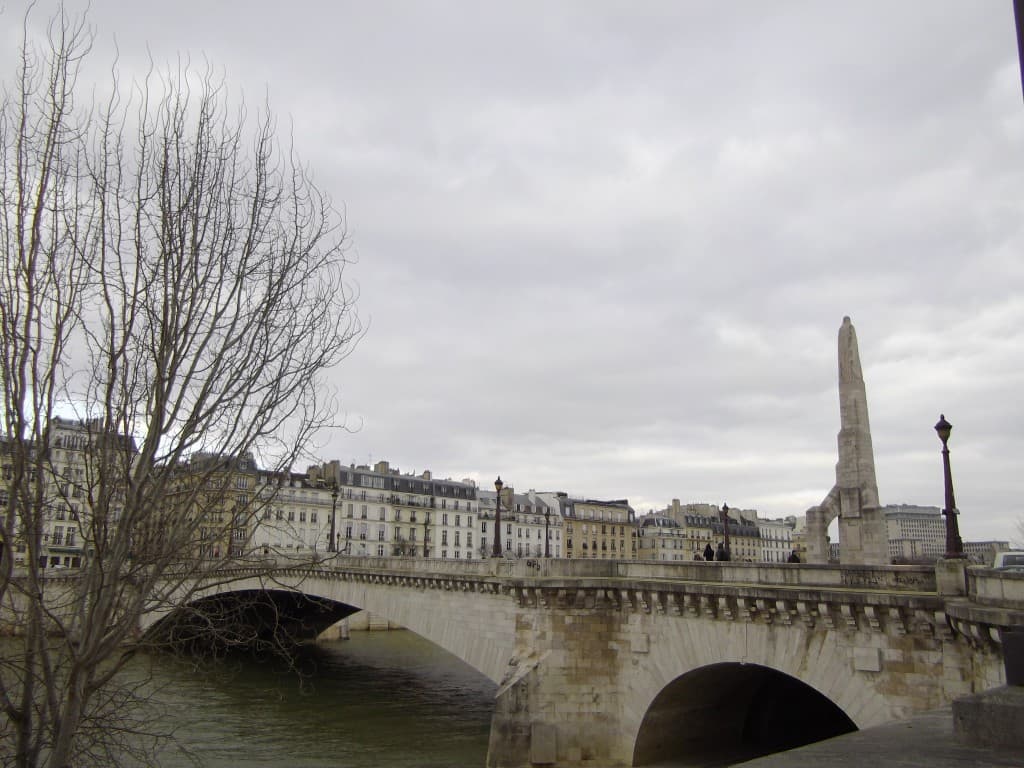 la Seine redescend