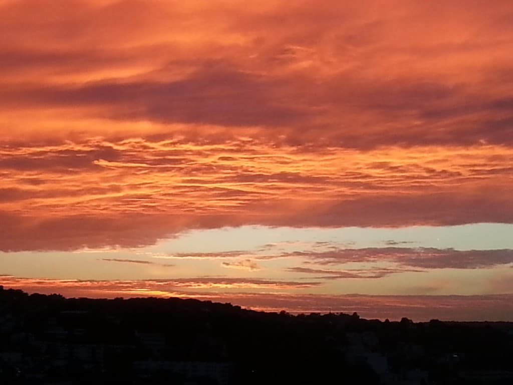 Le ciel s'enflamme !