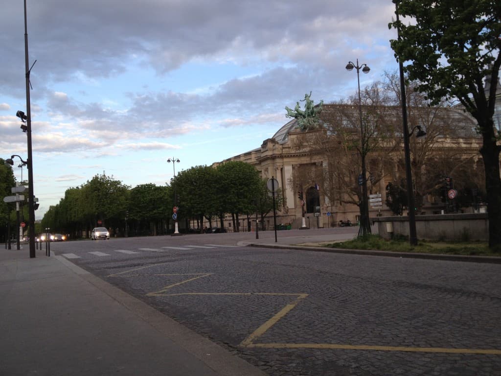Le Grand Palais se reveille à 7h40