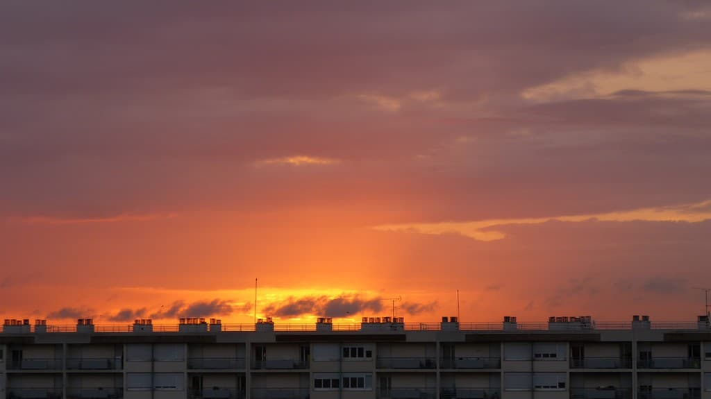 Le jour se lève