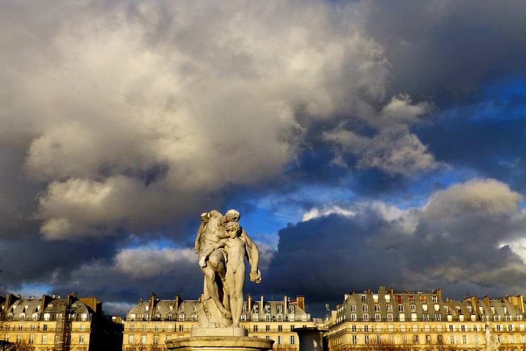 Nuages sur Rivoli - Babeth Bonnereau