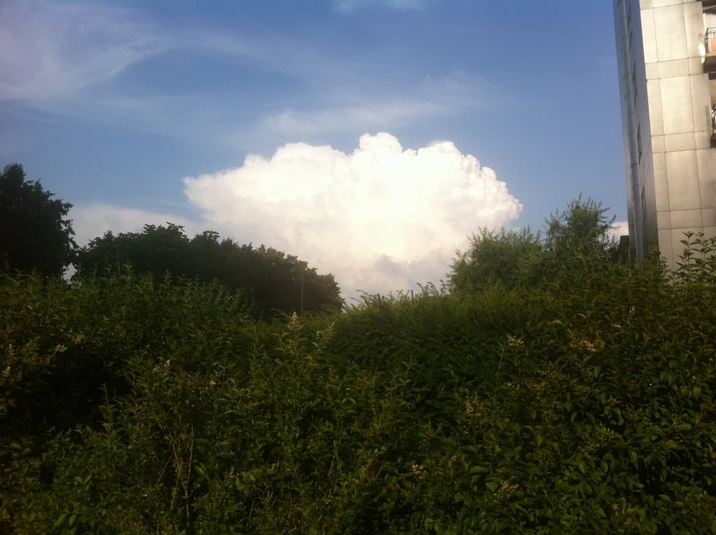Orage isolé au NE de Paris