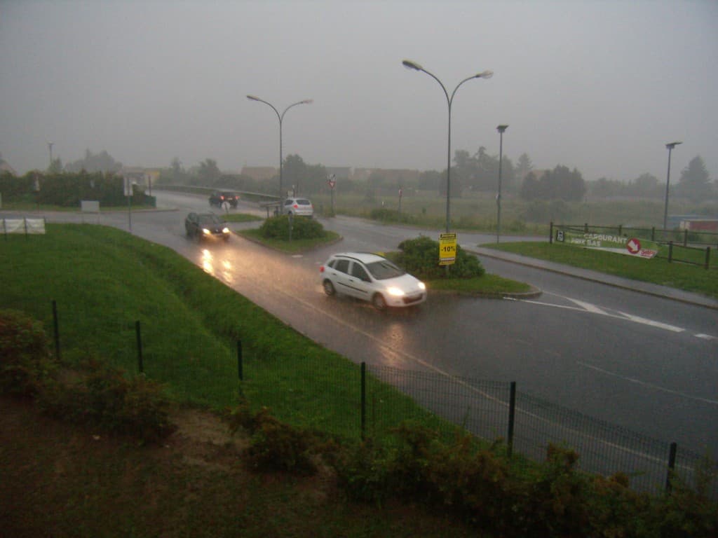 Orage violent sur Leuville sur orge