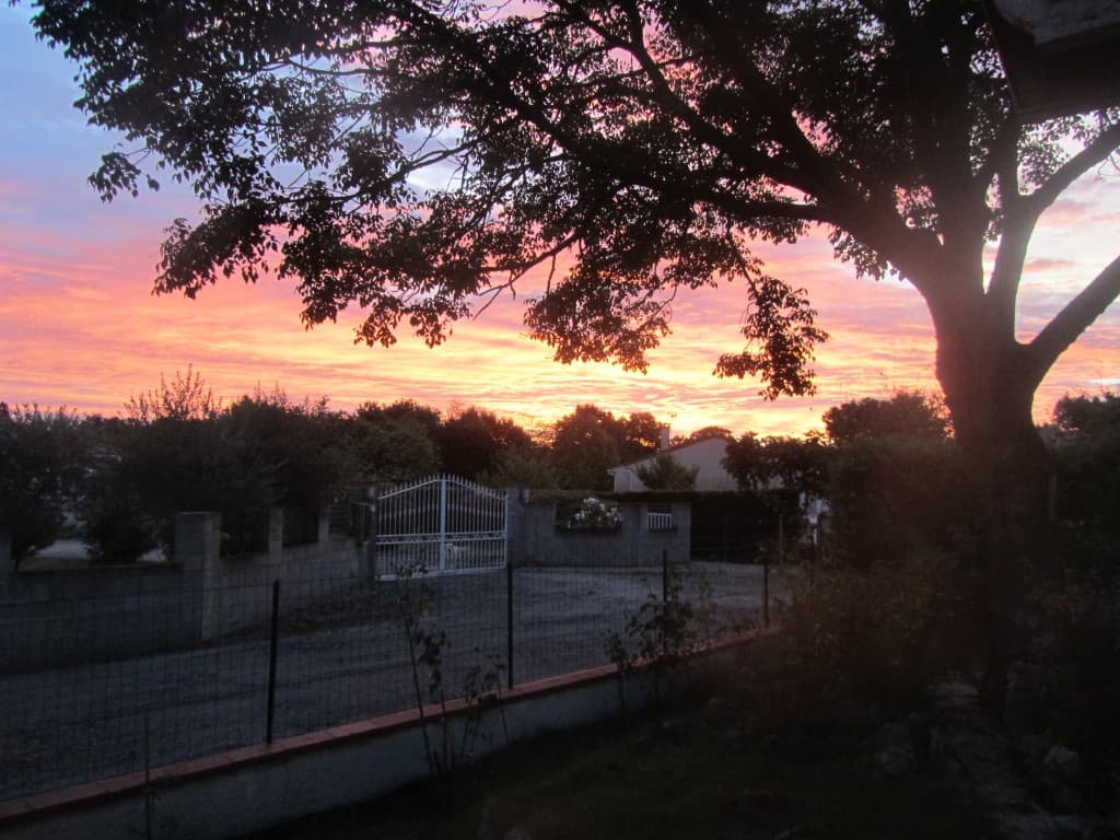 SOLEIL LEVANT 8H30   