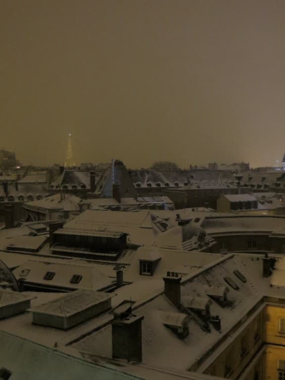 Toits sous la neige