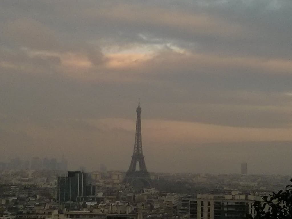 trouée bleue