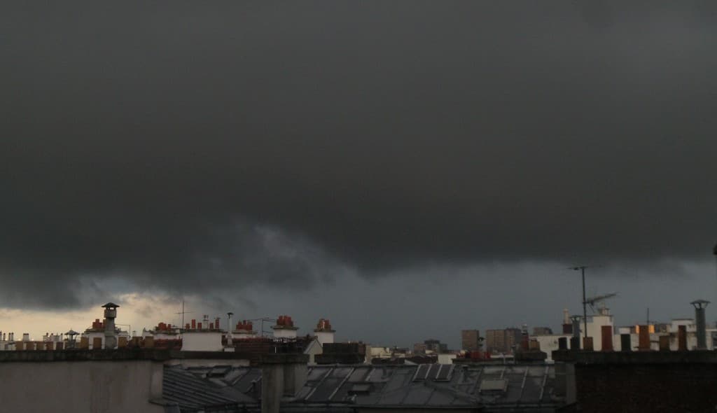 Aube noire...