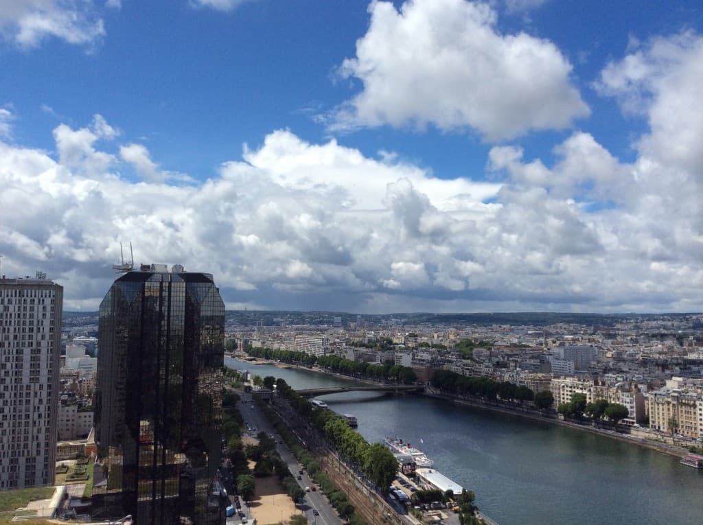 ciel de traine - cumulonimbus à 50 km
