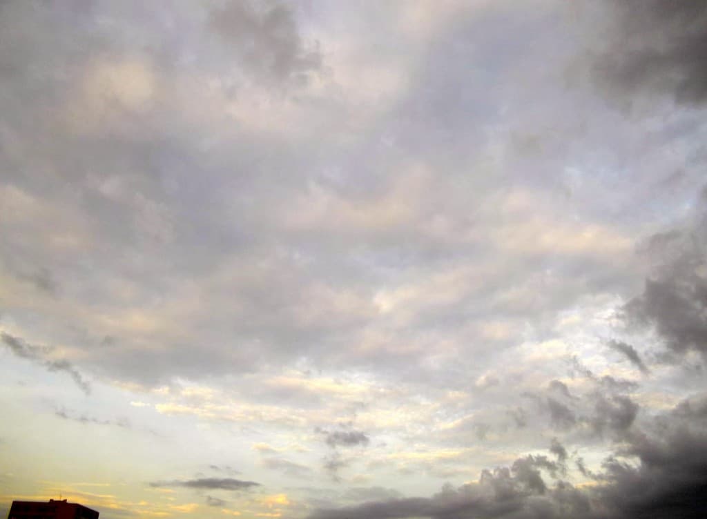 ciel marbré a l'est