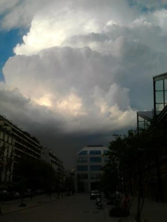 Cumulo-Nimbus Calvus
