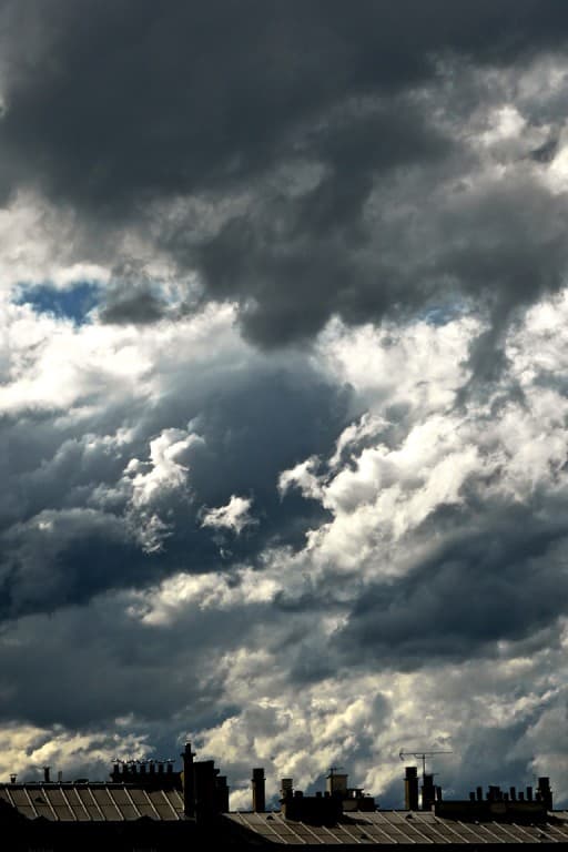La pluie arrive ? Babeth Bonnereau