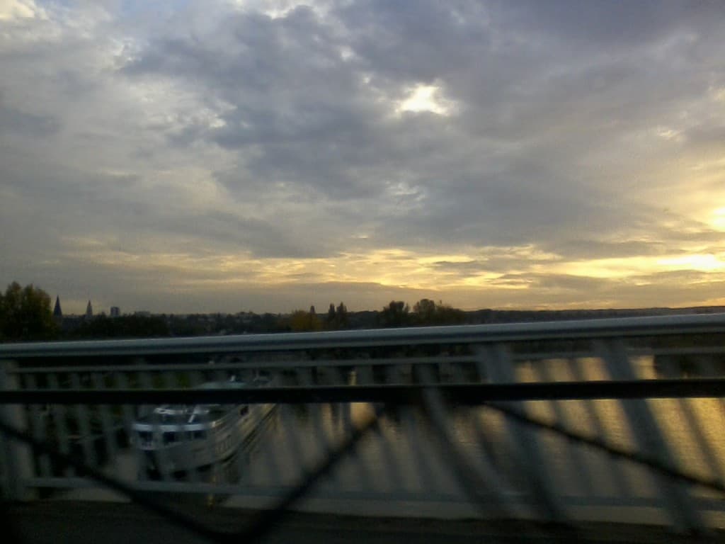 la Seine (vue du pont de Poissy)