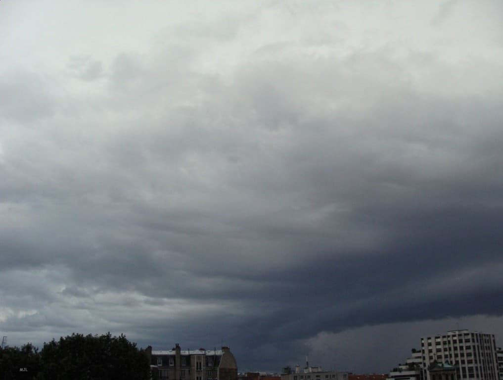 Le déluge arrive sur Paris (MJL)