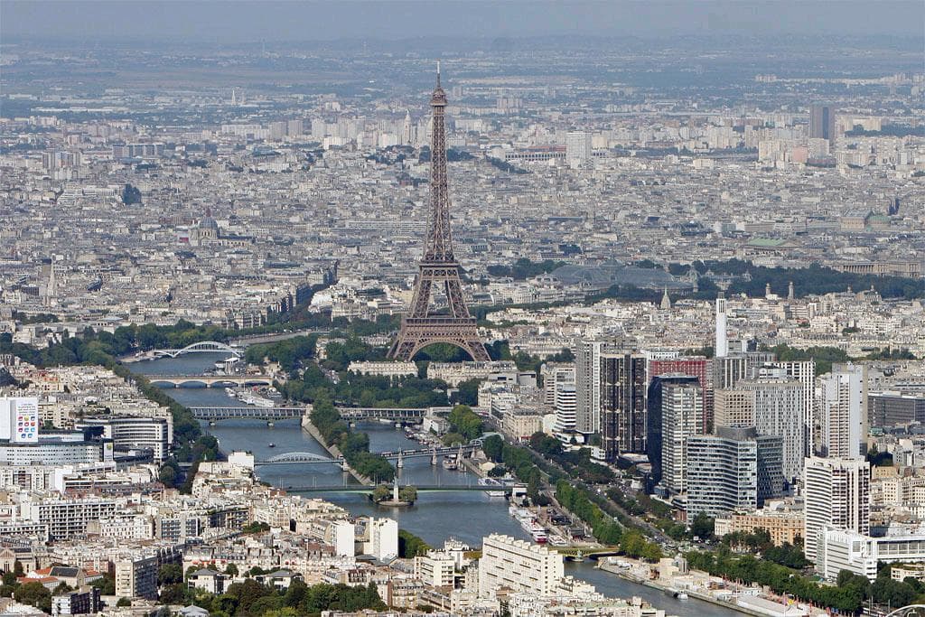 PARIS DU DIRIGEABLE